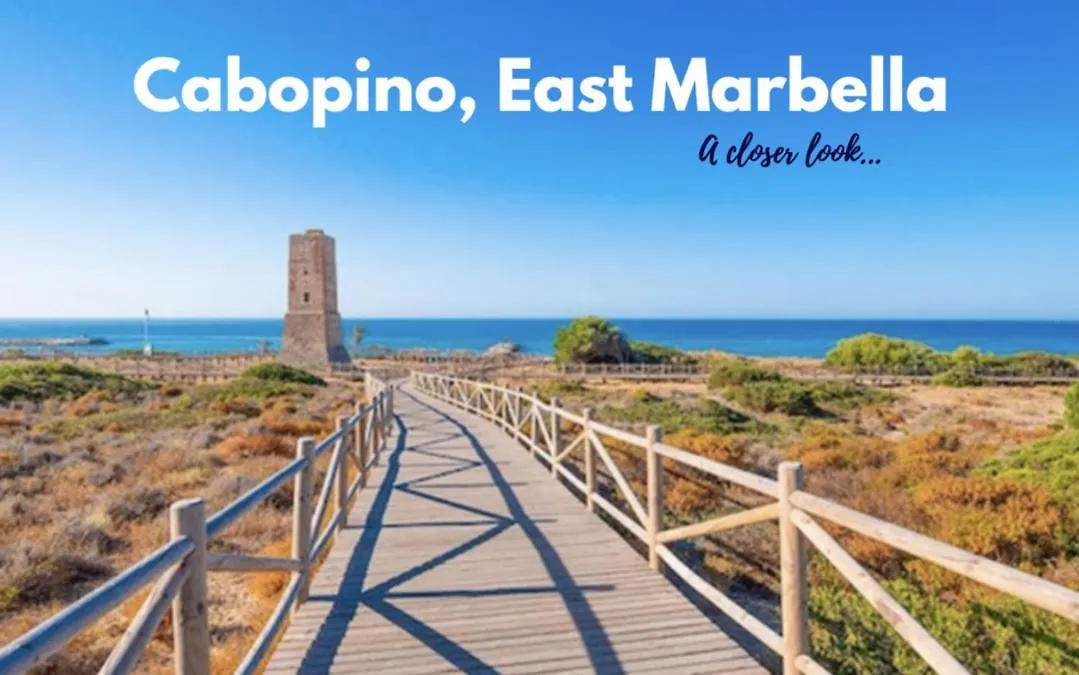 Apartment Luxury Duplex Penthouse 2 Living Rooms 3 Double Bedroom 4 Beds 4 Terraces Outstanding Sea & Mountain Views Sitio de Calahonda