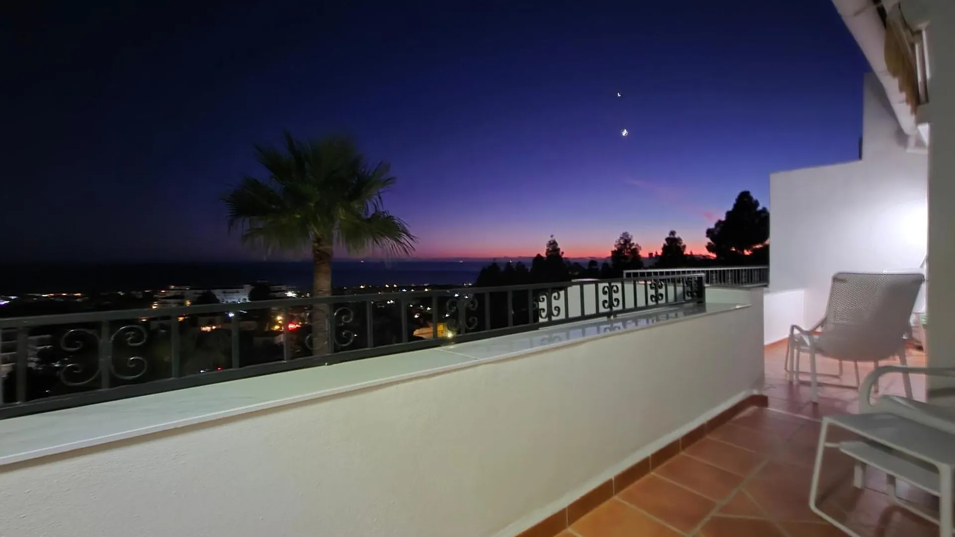 Luxury Duplex Penthouse 2 Living Rooms 3 Double Bedroom 4 Beds 4 Terraces Outstanding Sea & Mountain Views Sitio de Calahonda 0*,