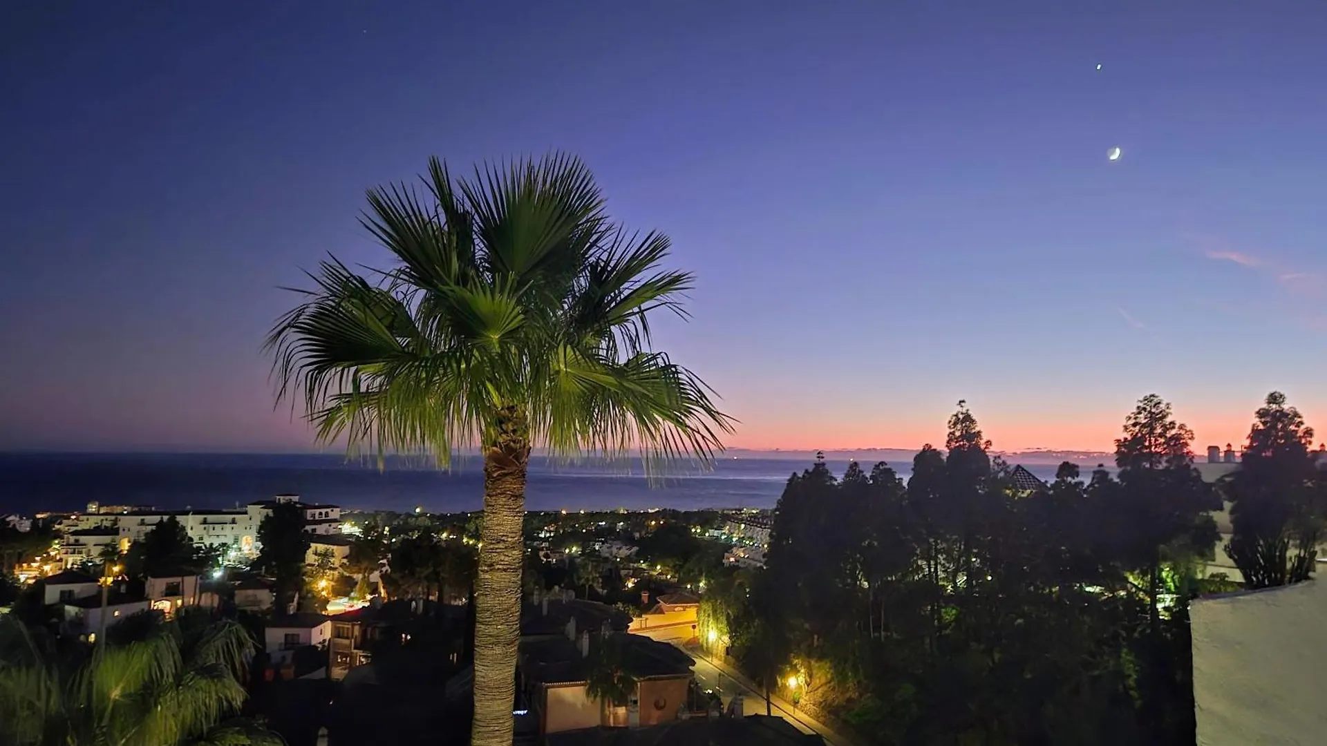 Luxury Duplex Penthouse 2 Living Rooms 3 Double Bedroom 4 Beds 4 Terraces Outstanding Sea & Mountain Views Sitio de Calahonda 0*,