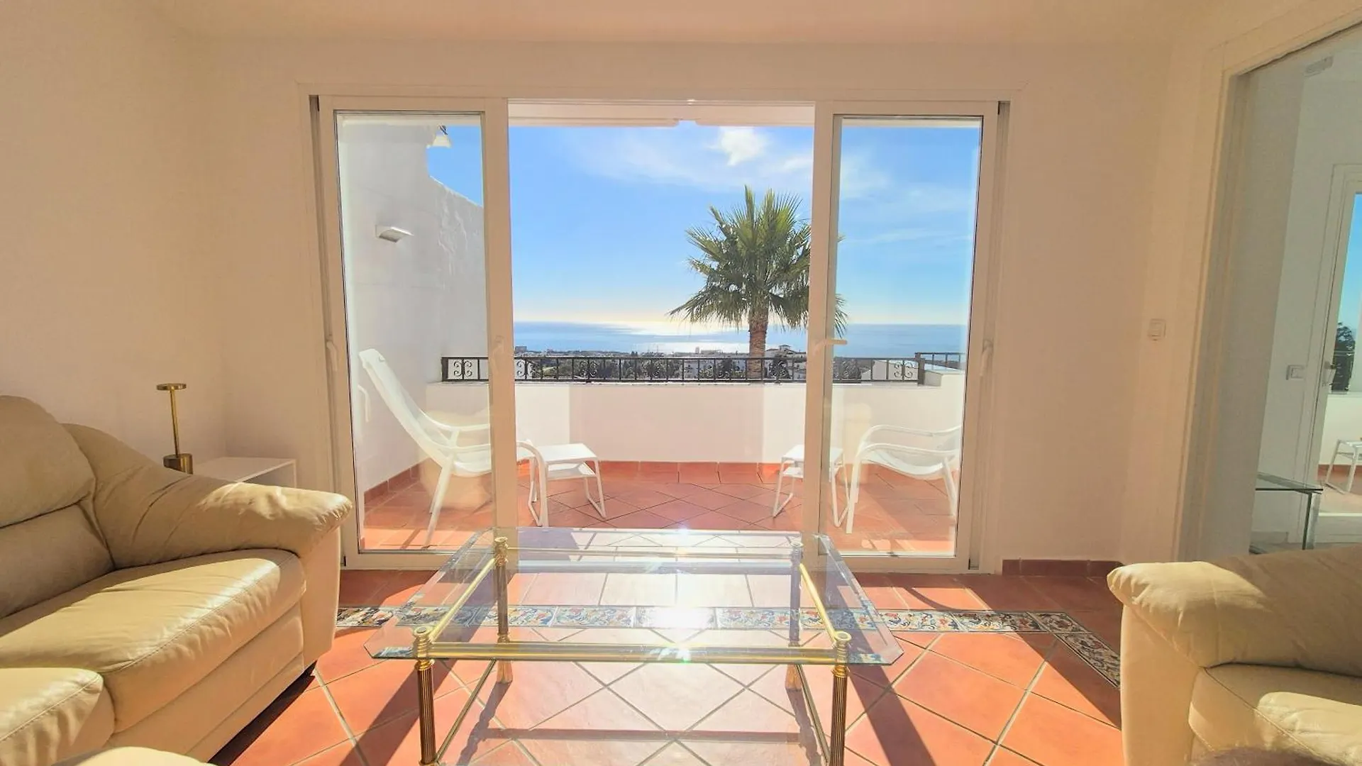 Apartment Luxury Duplex Penthouse 2 Living Rooms 3 Double Bedroom 4 Beds 4 Terraces Outstanding Sea & Mountain Views Sitio de Calahonda Spain