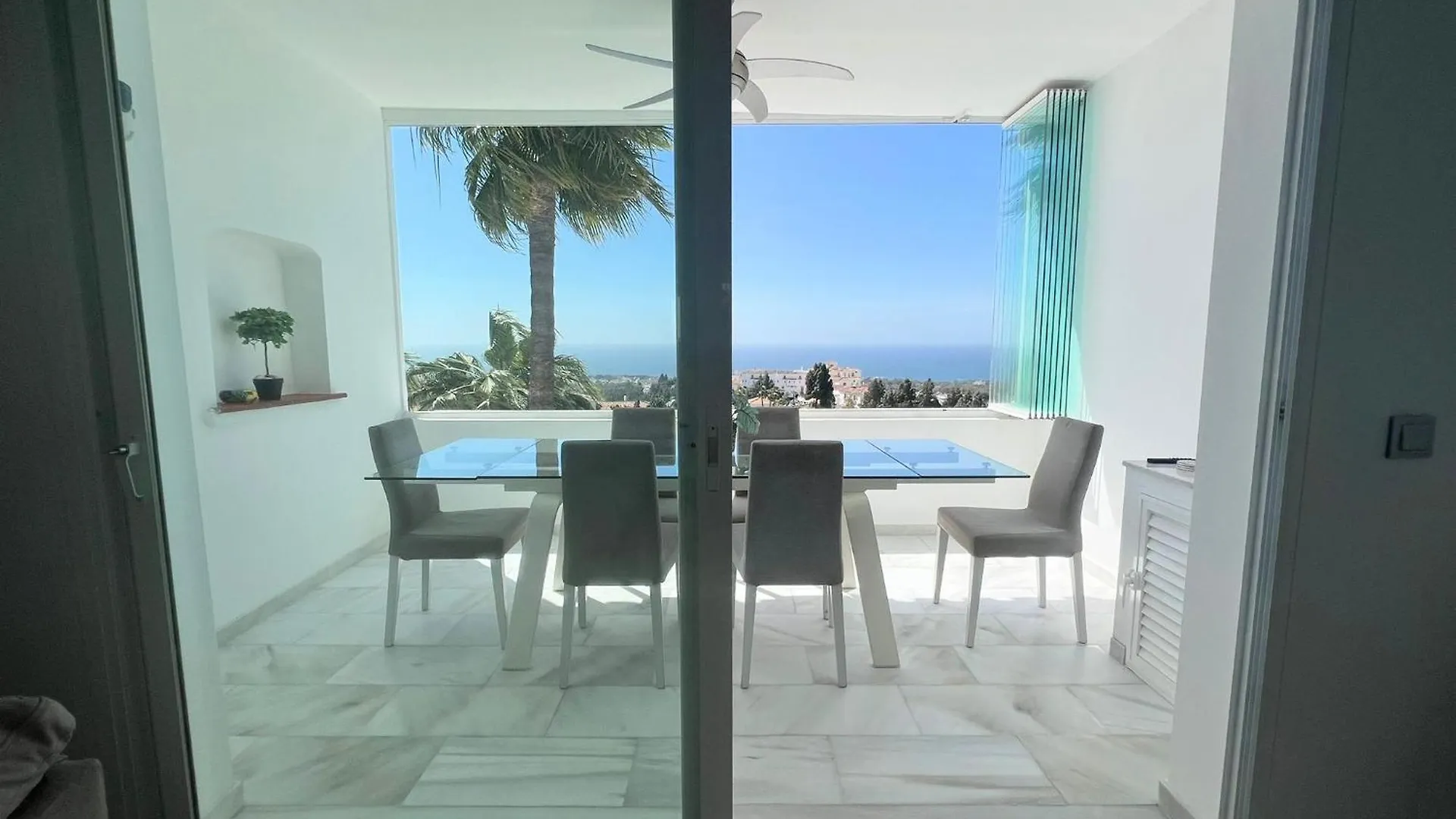 Luxury Duplex Penthouse 2 Living Rooms 3 Double Bedroom 4 Beds 4 Terraces Outstanding Sea & Mountain Views Sitio de Calahonda 0*,  Spain